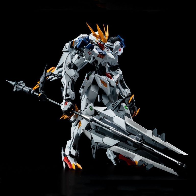 【W MAGAZYNIE】LUNAVOR MG 1/100  – Model Kit Lancelot recenzja i cena